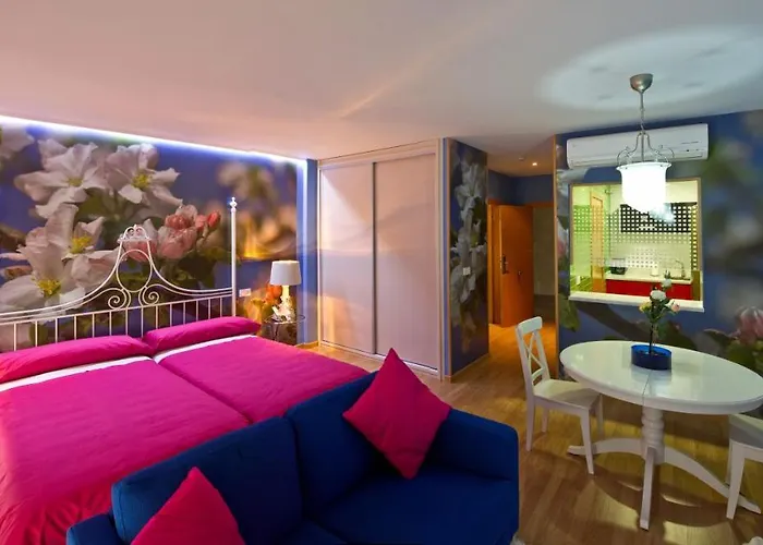 Capitolio Apartamentos Parking